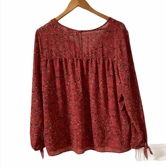 Petite Ladies Rust Flowy top - Picture 3 of 6